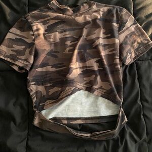 Camo crop